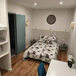 Rdc Avec Parking Au Centre-ville * Шарлевиль-Мезьер