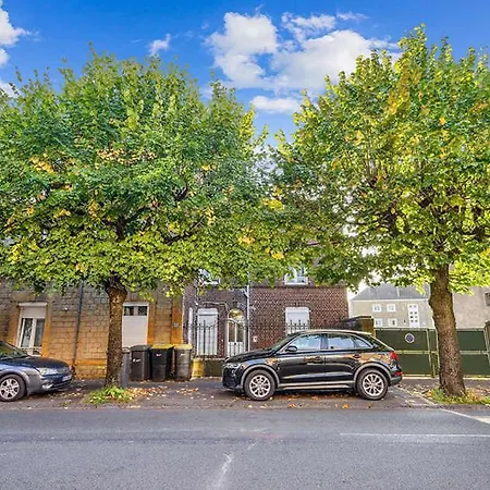 Apartman Rdc Avec Parking Au Centre-ville *