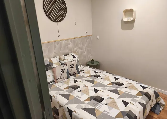 Rdc Avec Parking Au Centre-ville Charleville-Mézières